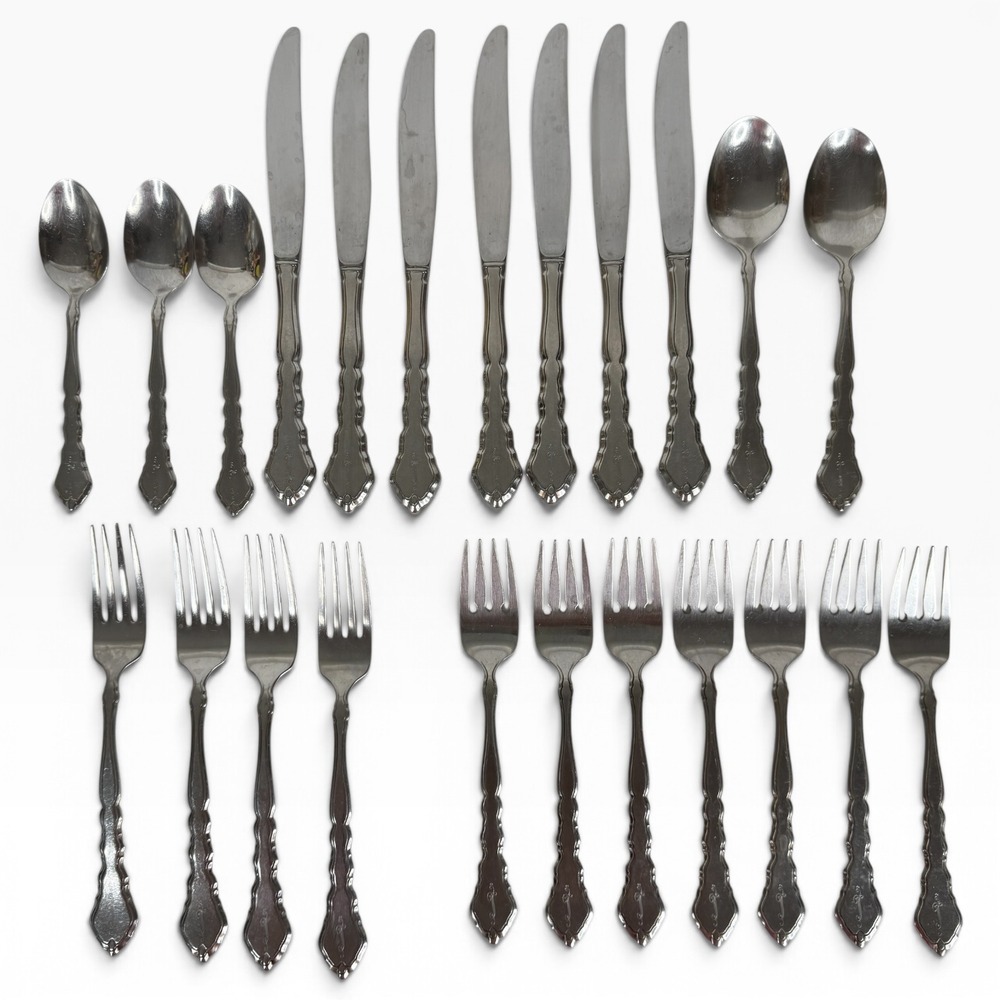 23 Piece Oneida Community Satinique Flatware Set Stainless Silver Monogram T